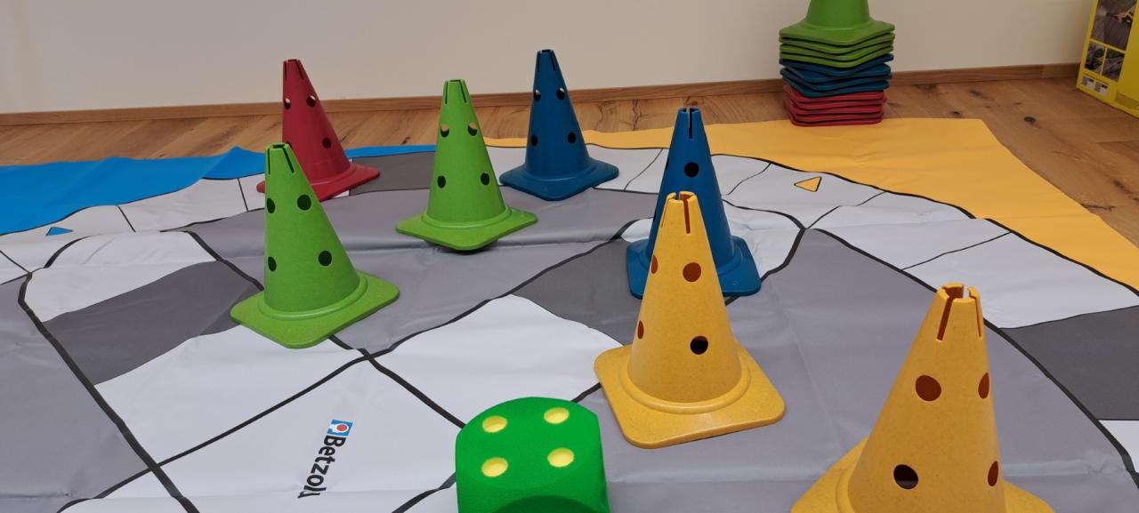 Riesen Hütchenspiel